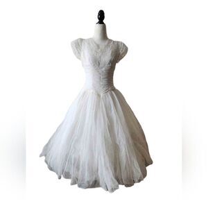 1950s Vintage Tea Length Wedding Dress Lace Cap Sleeve Rushed Bodice Chiffon